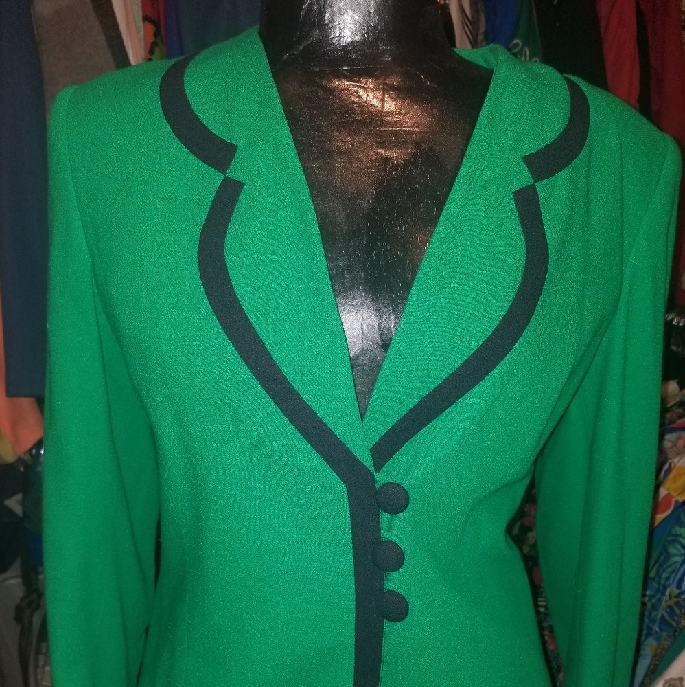 Vintage Ladies Petite Kasper ASL Suit 6p small